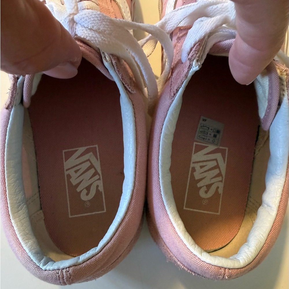 Vans Women's Blush Canvas Sneakers - Picture 4 of 5